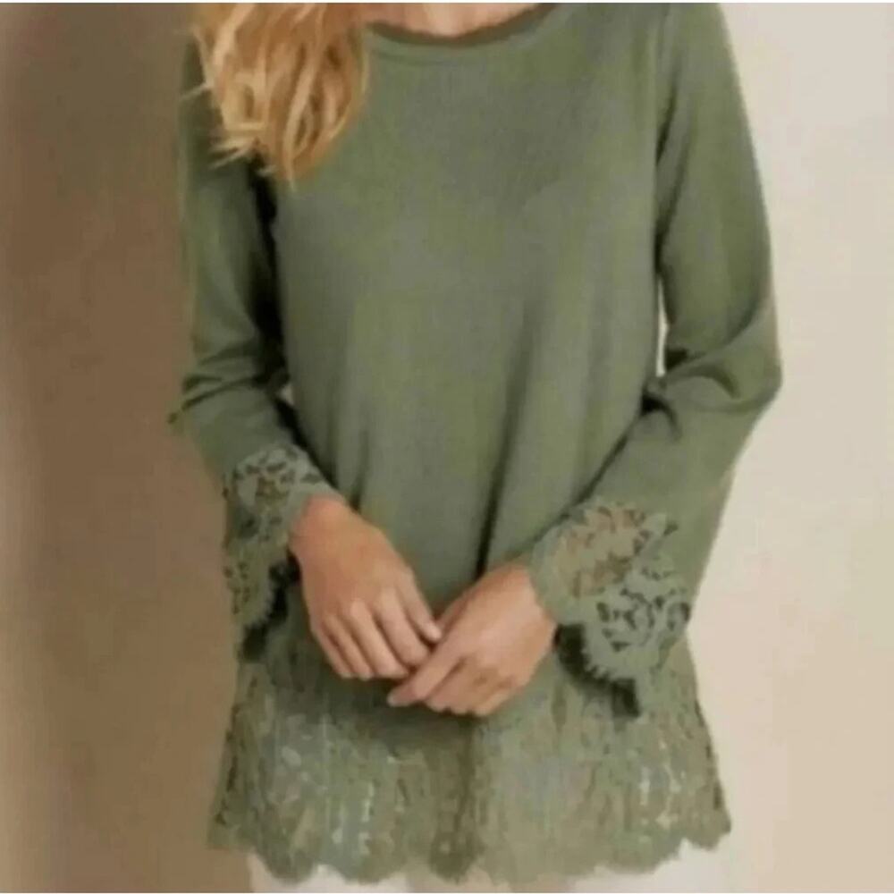 Soft Surroundings Elegant Green Lace Trim Top